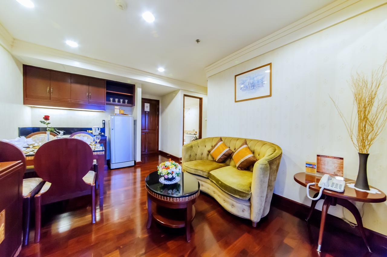 Prince Suites Residence Managed By Prince Palace Bangkok Exterior foto